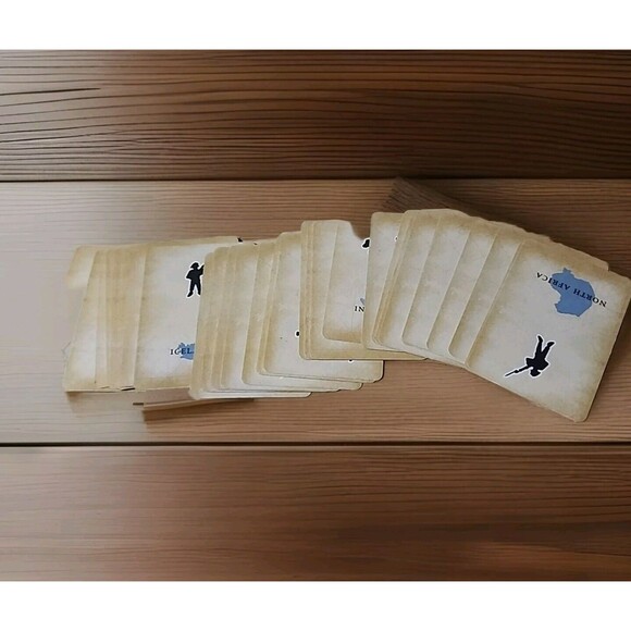 Risk 2004 Board Game Parker Brothers Replacement PartsPieces-71 Cards Gold Horse - Picture 6 of 6